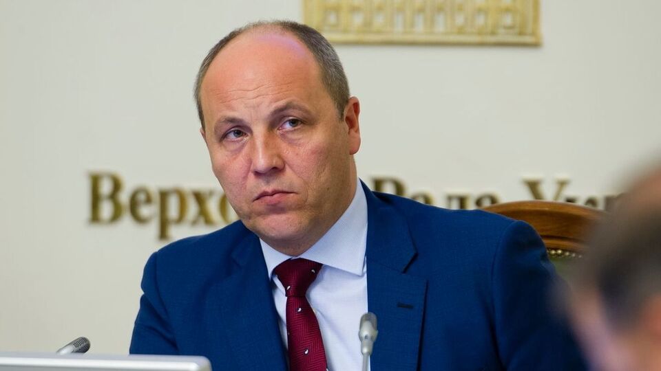 Парубий: Вы очень удивитесь, когда увидите, какие фамилии в этом списке, но это факт
