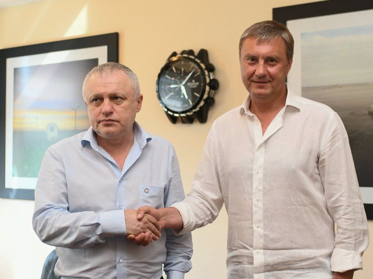 Игорь Суркис (слева) считает, что Хацкевич (справа) выполнил задачи, которые были поставлены два года назад