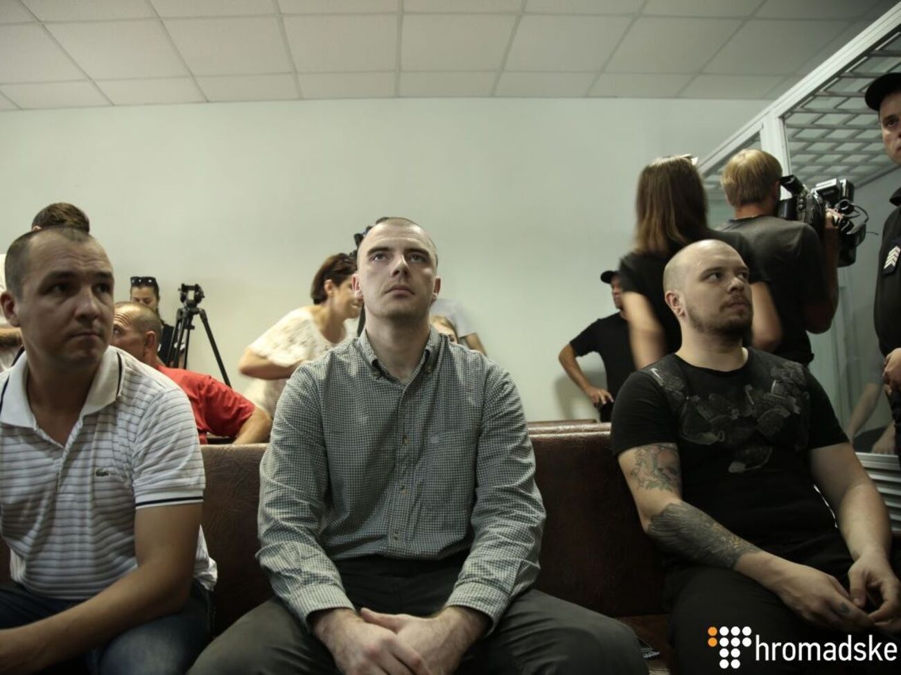 Засуджені у справі Гандзюк у Покровському суді. Зліва направо: Горбунов, Вишневський, Васянович