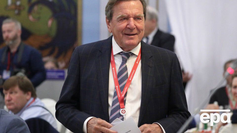 Шредер: Позиция Дании связана с давлением со стороны США и Украины