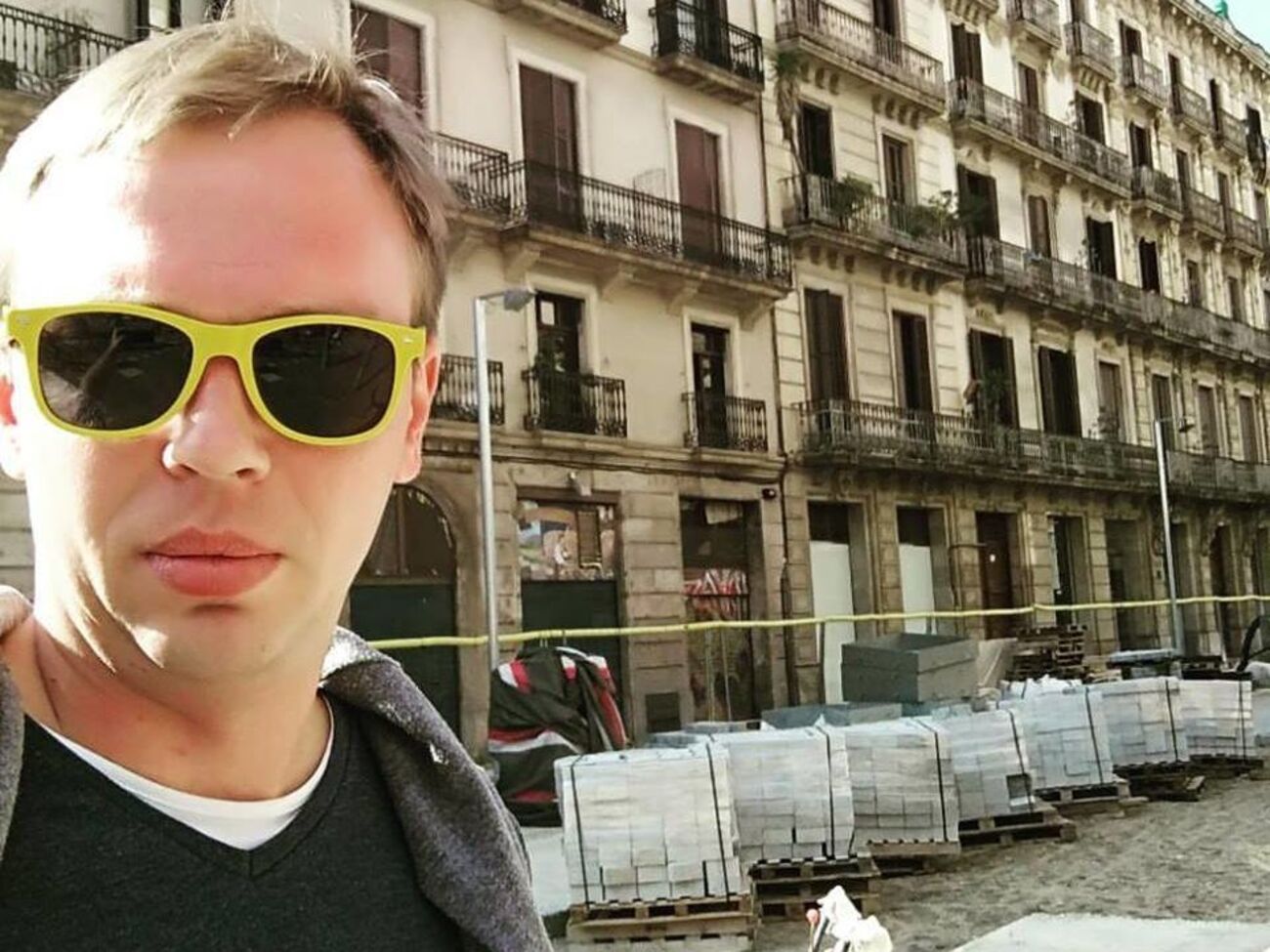 В "Медузе" считают, что Голунова преследуют из-за его журналистской деятельности