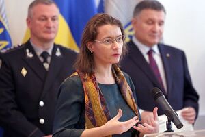 Дюмон: Еще много всего предстоит сделать, в особенности в плане борьбы с коррупцией