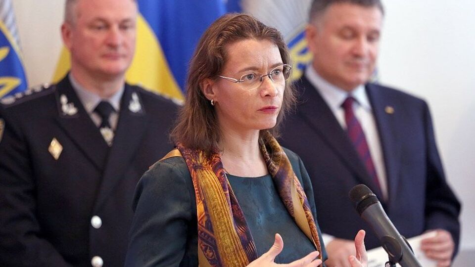 Дюмон: Еще много всего предстоит сделать, в особенности в плане борьбы с коррупцией