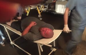 У оператора, вероятно, перелом носа, отметили в пресс-службе