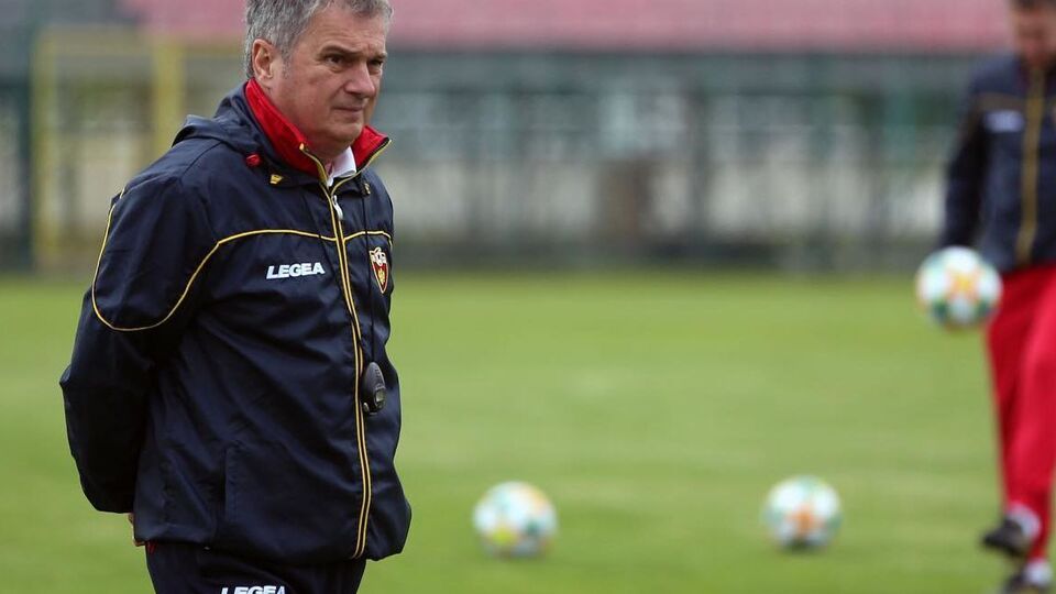 Тумбакович став тренером збірної Чорногорії на початку 2016 року