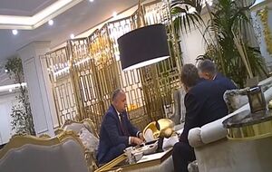 Видео сняли скрытой камерой, их достоверность не подтверждена