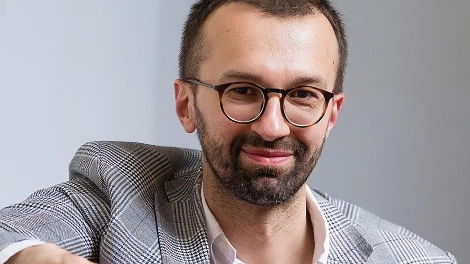 Лещенко: Все говорят о риске Коломойского для Зеленского, но не меньше рисков от Ахметова. Это человек, который может шантажировать любого президента