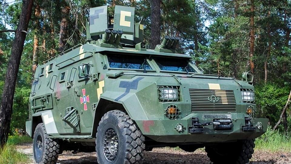 Розроблення "Барс-8" почали у 2016 році.