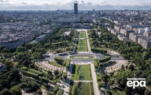 В Париже теперь действует чрезвычайная климатическая ситуация