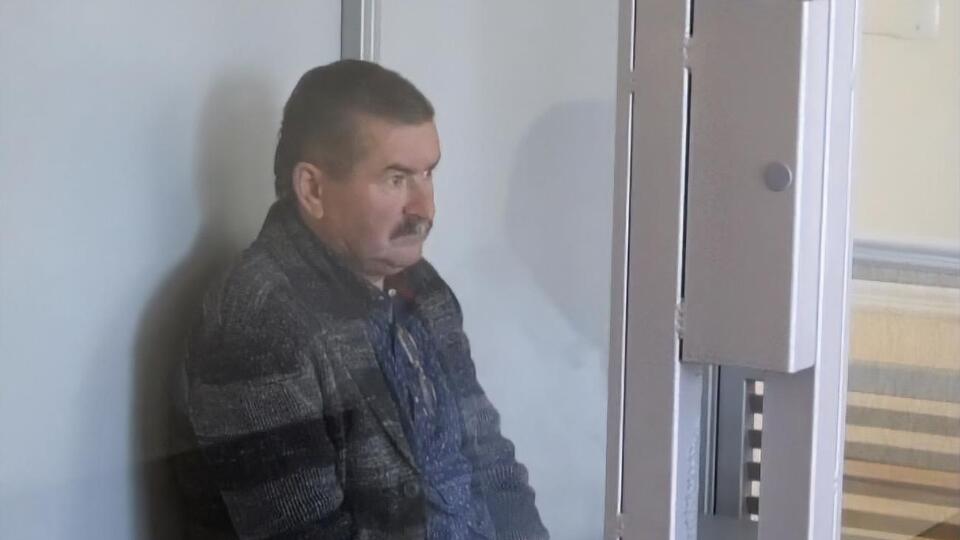 За даними ЗМІ, Зінченка виявили повішеним у підвалі власного будинку