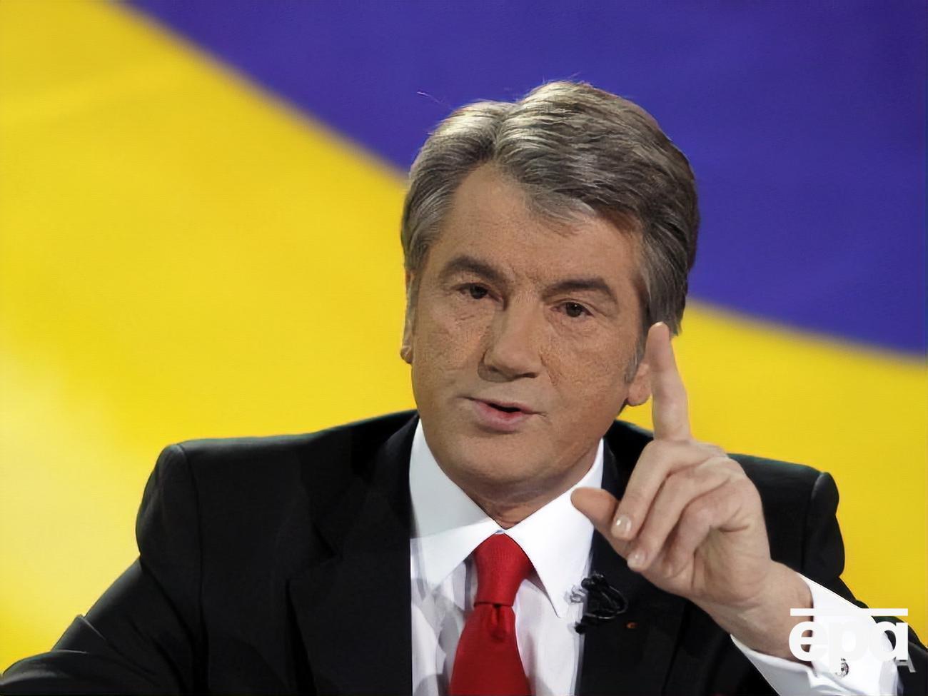 Генпрокуратура подозревает Ющенко в растрате имущества на общую сумму 540 млн грн при выводе из государственной собственности резиденции "Межигорье"