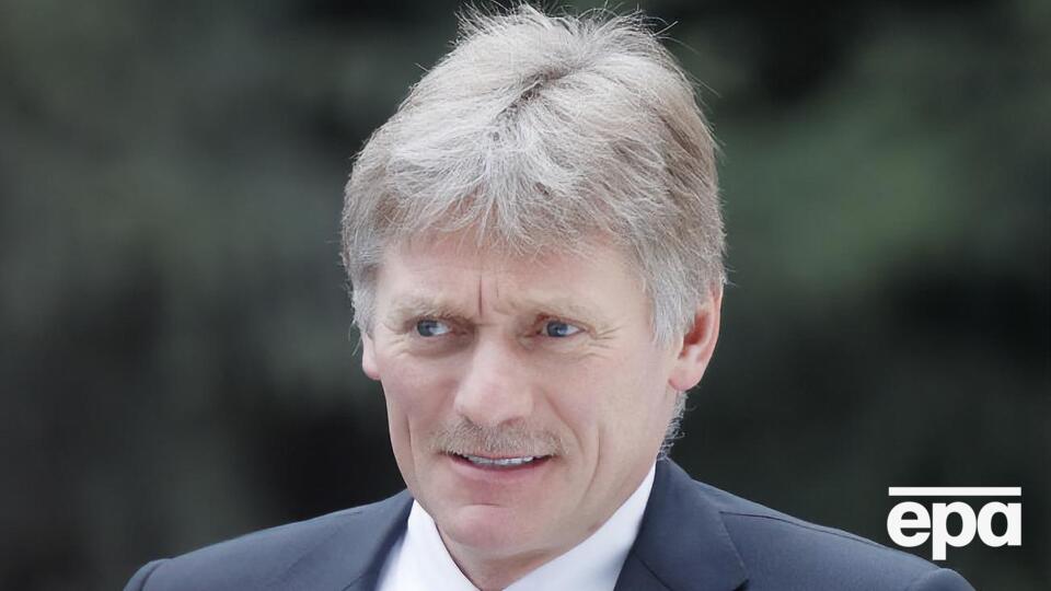 Пєсков: Тему обміну утримуваними особами порушують на засіданнях тристоронньої контактної групи на переговорах у Мінську, однак результатів поки немає