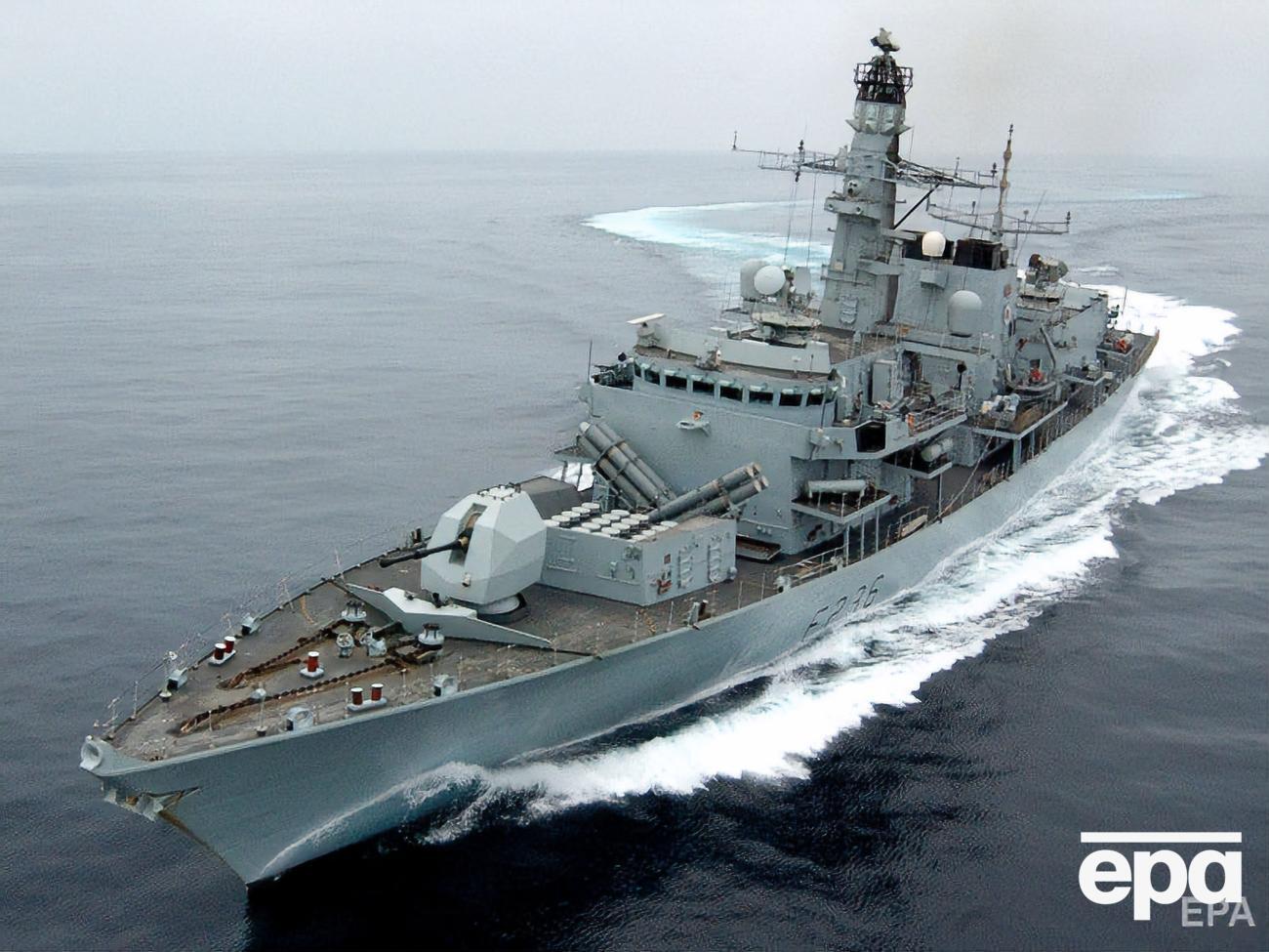 Фрегат Королевского флота HMS Montrose вынудил иранские корабли отступить