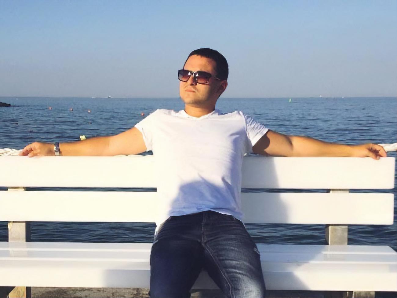 Куницкий заявил, что экс-президент Украины Петр Порошенко "лично звонил членам ЦИК", чтобы его кандидатуру сняли с регистрации