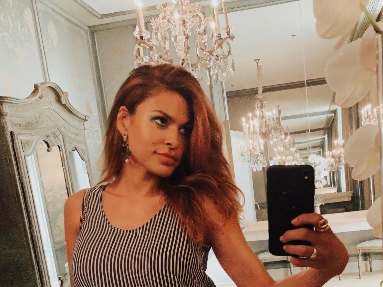 Мендес:&nbsp;Если вы тоже ищете пушистого друга для своей семьи, то "усыновление" --- отличный вариант!