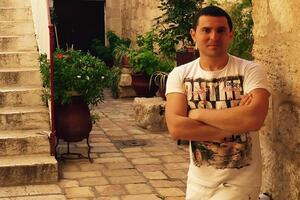 Куницкий сообщил, что сегодня подаст документы в суд "на незаконные действия" Центральной избирательной комиссии