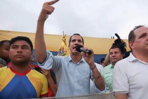 По словам Гуайдо, похищенные оппозиционеры охраняли его семью