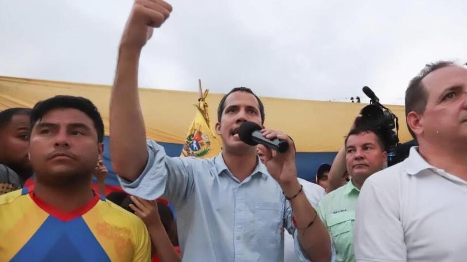 По словам Гуайдо, похищенные оппозиционеры охраняли его семью