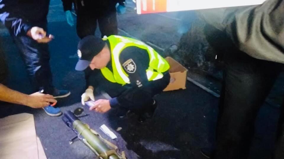 В здание стреляли из гранатомета