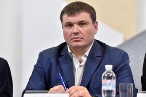 Гусеву 39 лет