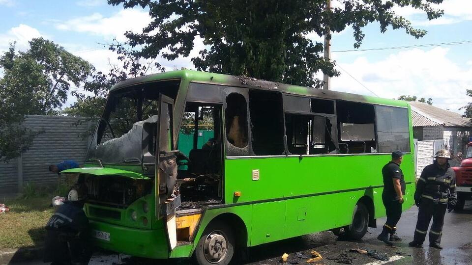 Водій не зміг самостійно загасити пожежу