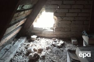 У штабі ООС показали наслідки обстрілу бойовиками житлових будинків у Мар'їнці. Фоторепортаж