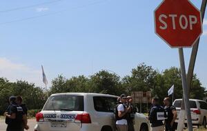 Наблюдатели ОБСЕ заметили грузовики в районе, где нет официальных погранично-пропускных сооружений и дорог