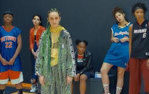 Ролик Паш снимали в спортзале