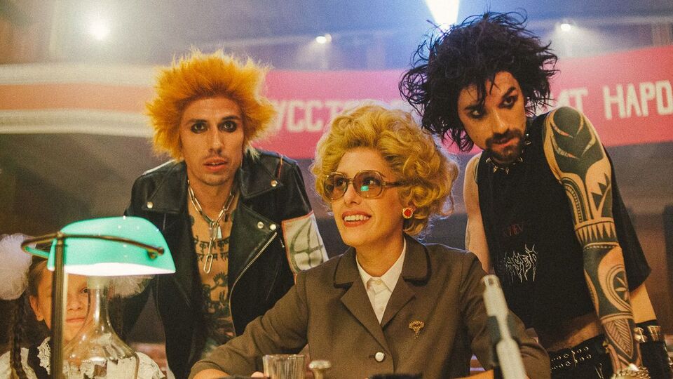 "Агонь": Усе це стьоб на тугу за 90-ми, яких багато стужених навіть не застали