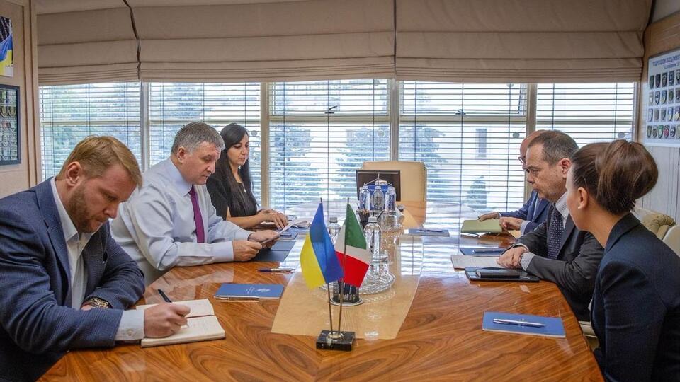 Аваков розповів про зустріч із італійським послом