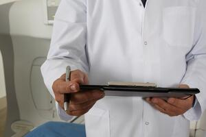 39 людей отруїлися на весіллі