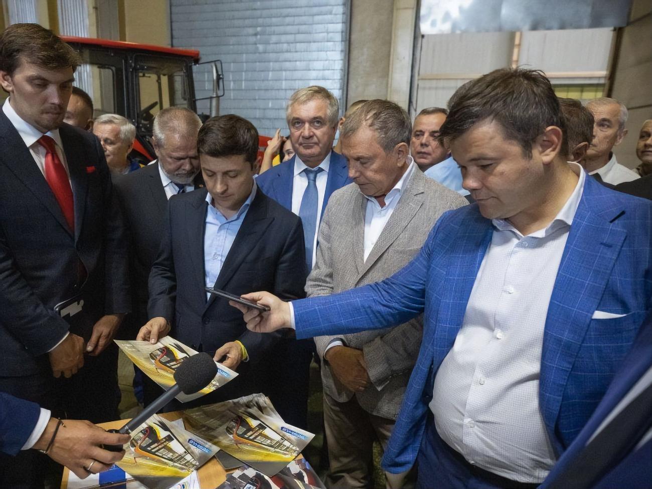 В правительстве отметили, что&nbsp;сейчас фактически всю коммуникацию президента контролирует глава его офиса Андрей Богдан