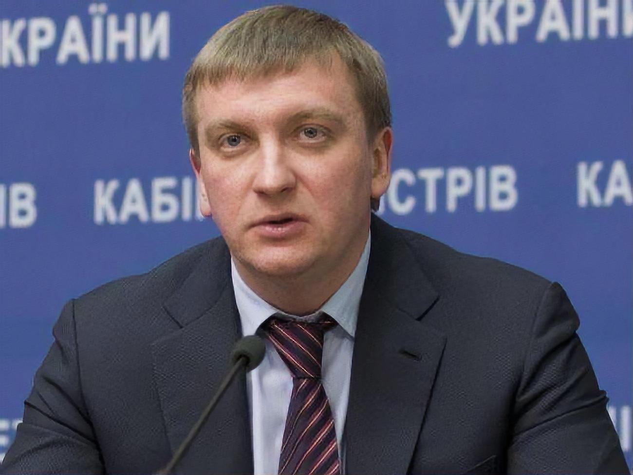 Петренко: Кримські музеї здійснювали лише оперативне управління цінностями музейного фонду України, а отже, не мають права розпоряджатися цими музейними предметами
