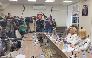 Денисова и Москалькова провели пресс-конференцию в Москве