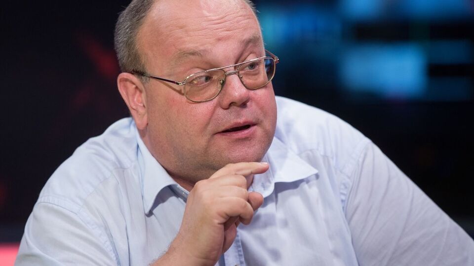 Франков: Должна же быть у нас какая-то объединяющая идея. С этой ролью, кстати, отлично справилось Евро 2012, объединив всех – от Львова до Харькова