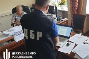 В ГБР сообщили, что "чиновники не осуществляли таможенный контроль за товарами одного из крупных международных производителей табачной продукции"