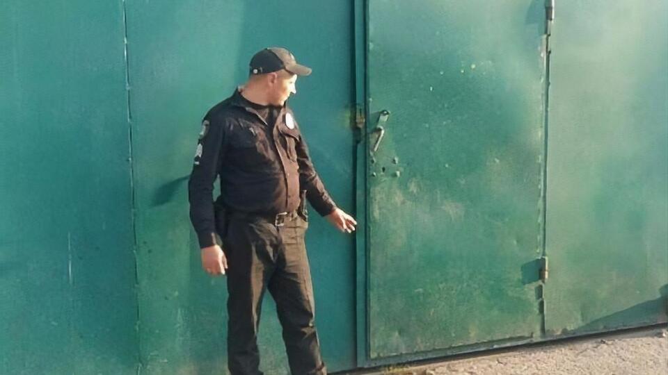 Тіло загиблого виявили у боксі