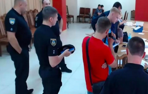 Работа комиссии полностью парализована, заявила ее руководитель