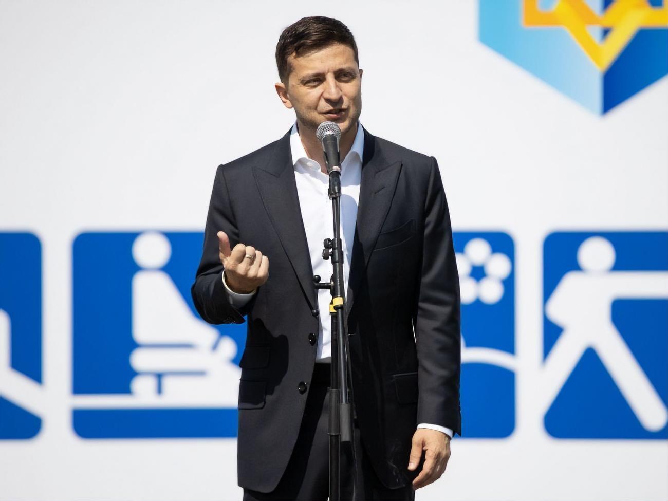 Зеленський про зниження тарифів: Є ідея. Зараз дуже складно про неї говорити, але думаю, що ідея дуже креативна