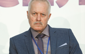 Чому у 2014-му влада не ввела воєнного стану і чому у принципі не дала наказу про захист Криму? Для мене це залишається загадкою. Я вважаю це боягузтвом