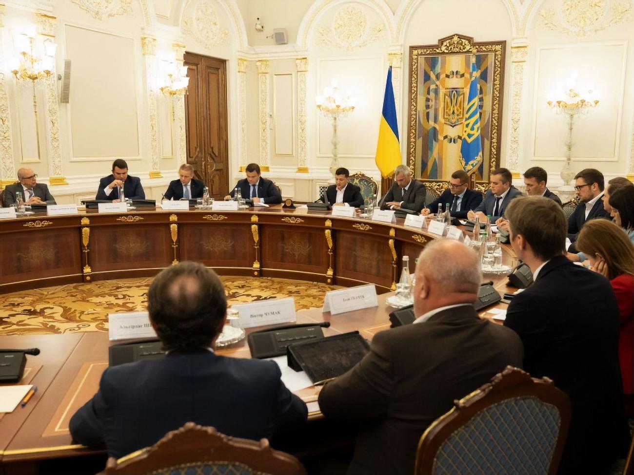 Зеленский провел заседание Нацсовета по антикоррупционной политике