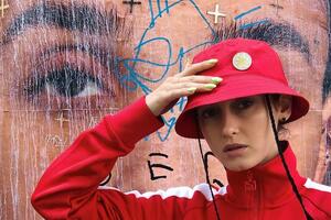 Паш показала експерименти із зовнішністю