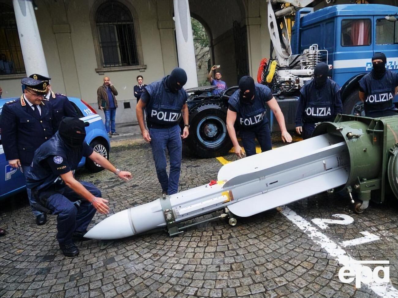 У итальянской группировки была изъята ракета "воздух – воздух"