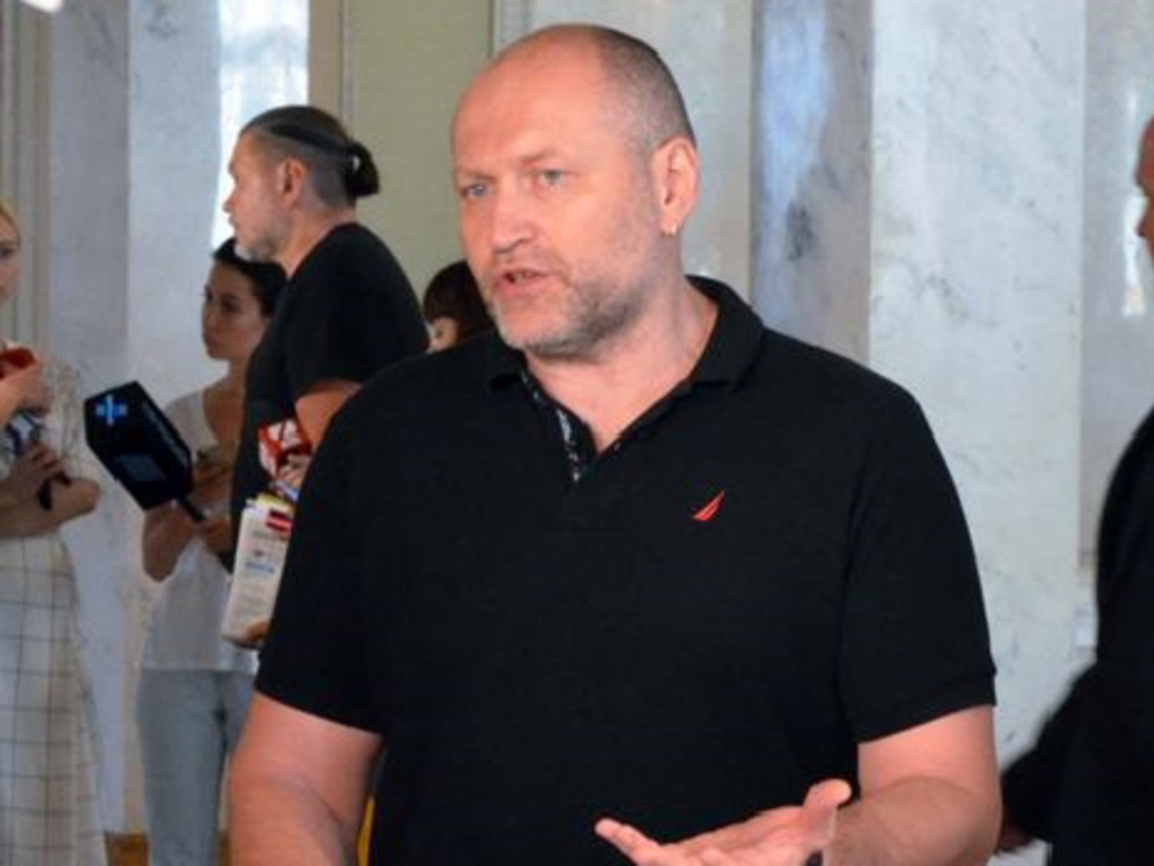 На Банковій мають зрозуміти, що сісти за стіл із кремлівським безумцем і просто вмовити його припинити війну й піти із Криму – неможливо