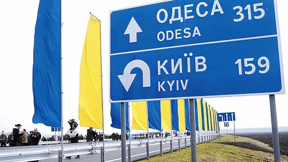 Обидва кандидати балотуються до Верховної Ради на одномандатних округах Одеси