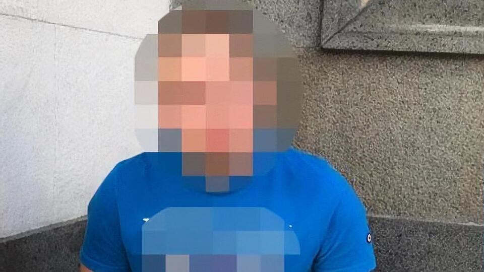 Задержанного жителя Полтавской области доставили в отдел полиции