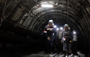 У Луганській області знеструмлено кілька шахт, гірники влаштували протест і відмовляються підніматися на поверхню