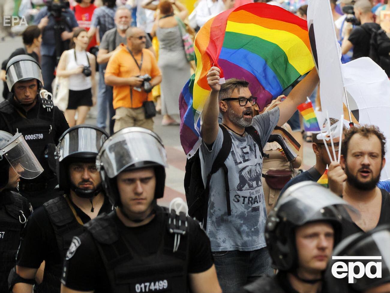 Спікер "КиївПрайду": Ставлення в суспільстві до ЛГБТ-заходів останнім часом змінилося