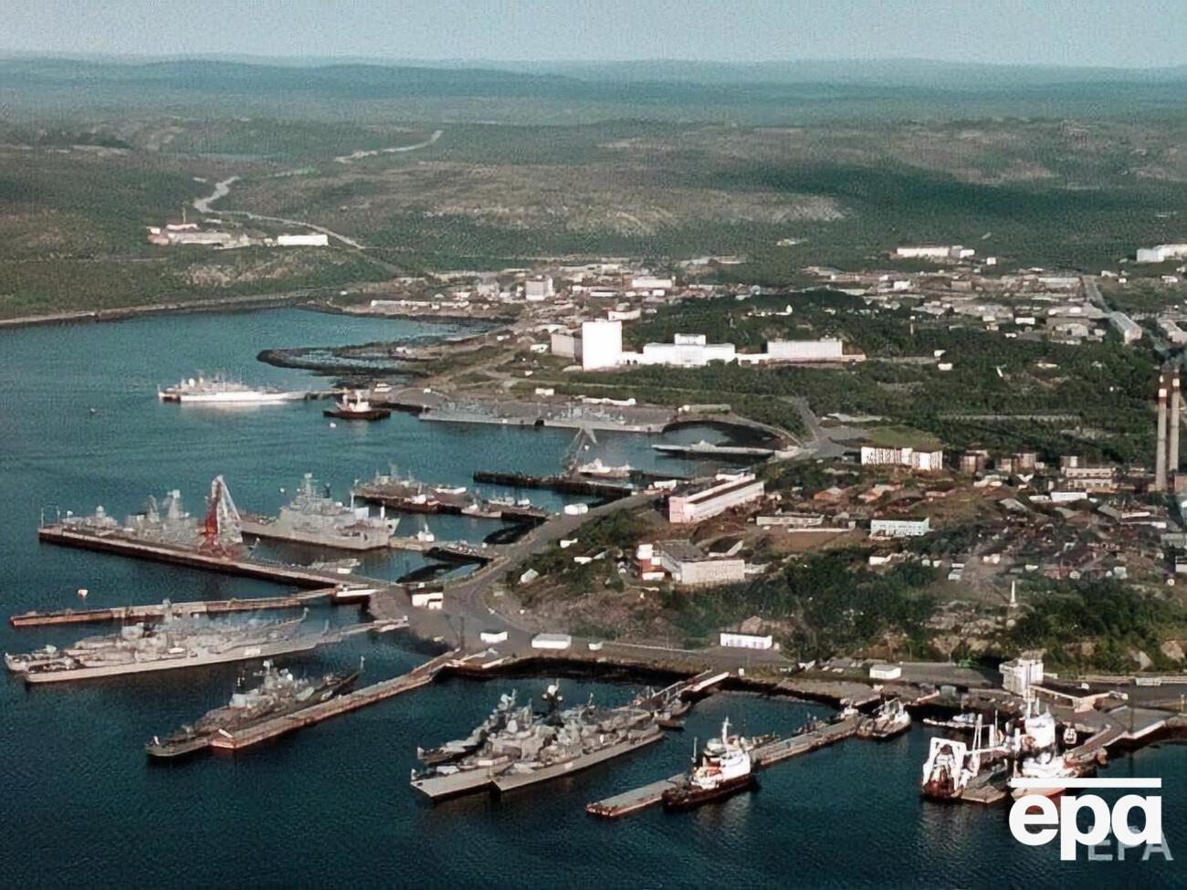 За даними джерела, постраждалий підводний човен доправили на базу в Сєвєроморськ