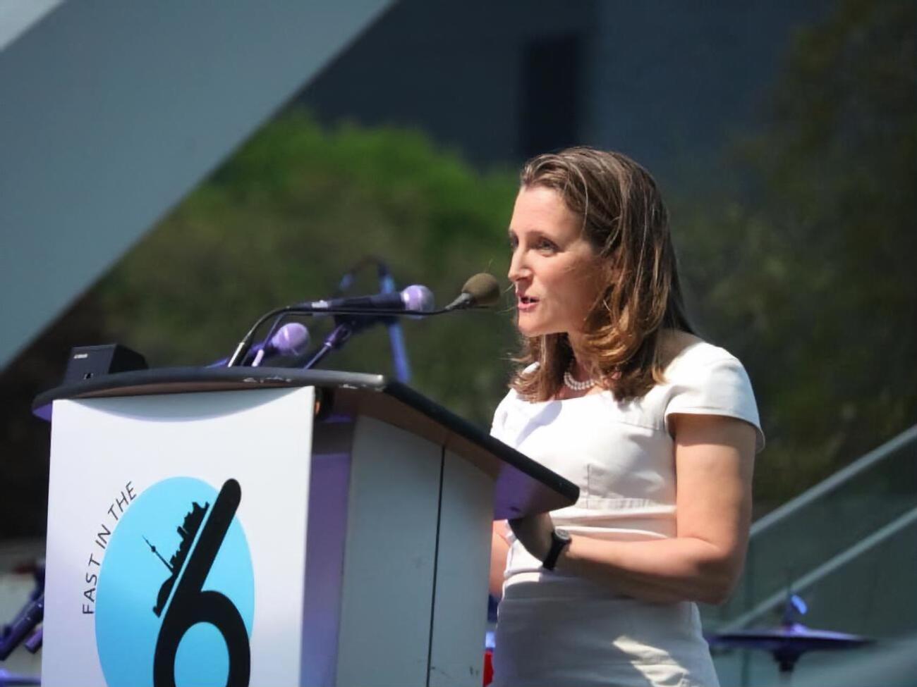 Фриланд: Украина находится на передовой в борьбе за международную либеральную демократию